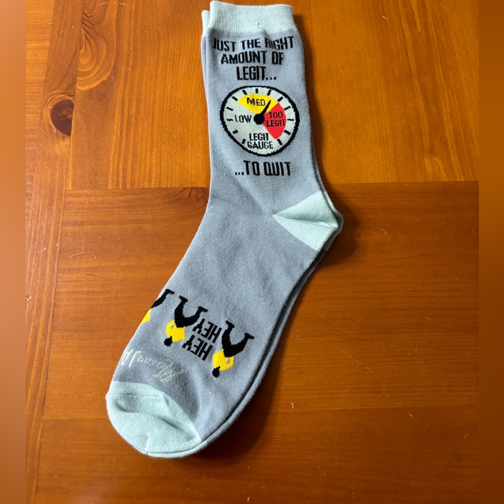 NWOT MASON JAR Label “Just the right amount of legit…to quit” Socks